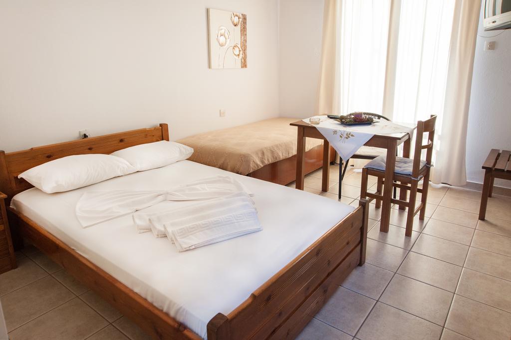 Hotel Platanidia מראה חיצוני תמונה